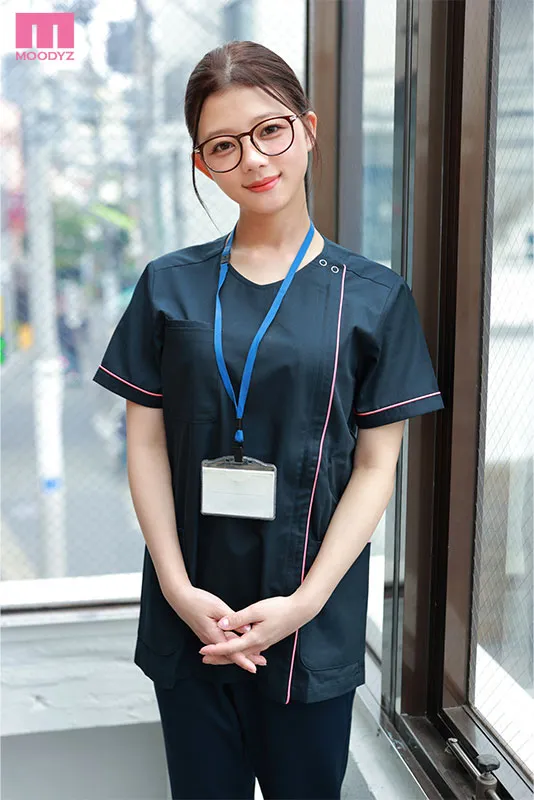 性癖大集合！11月出道新人AV女优，巨乳蚂蚁腰、短髮外加黑亮乳首一次拥有