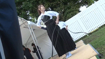 【好评AV番号推荐】老司机大讚女优咲野瑞希弓到身段！作品爆红冲上排行榜冠军