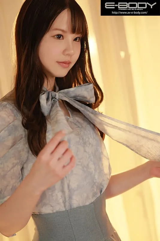 人形系女优山崎水爱改名「中村彩」二次出道！招牌无声演技是否一起回归？