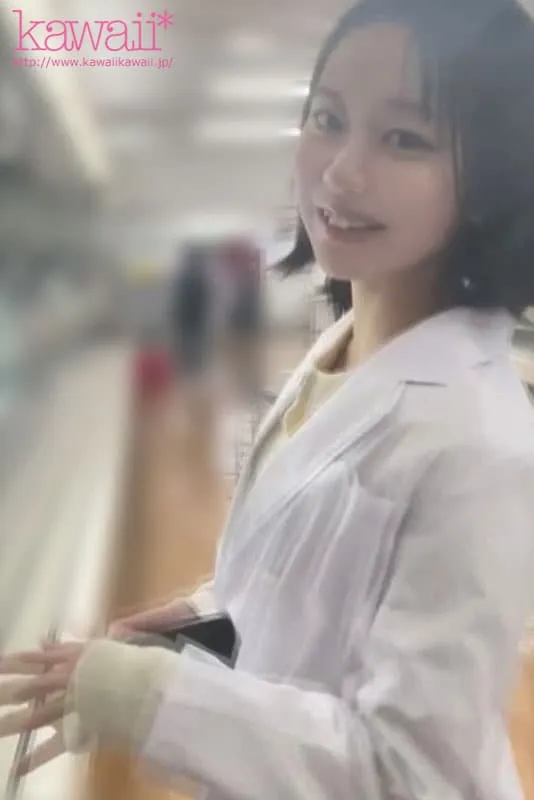贫乳萝莉控必见！6月新人AV女优赤名伊都，高学历理工女大生下海拍片全纪录