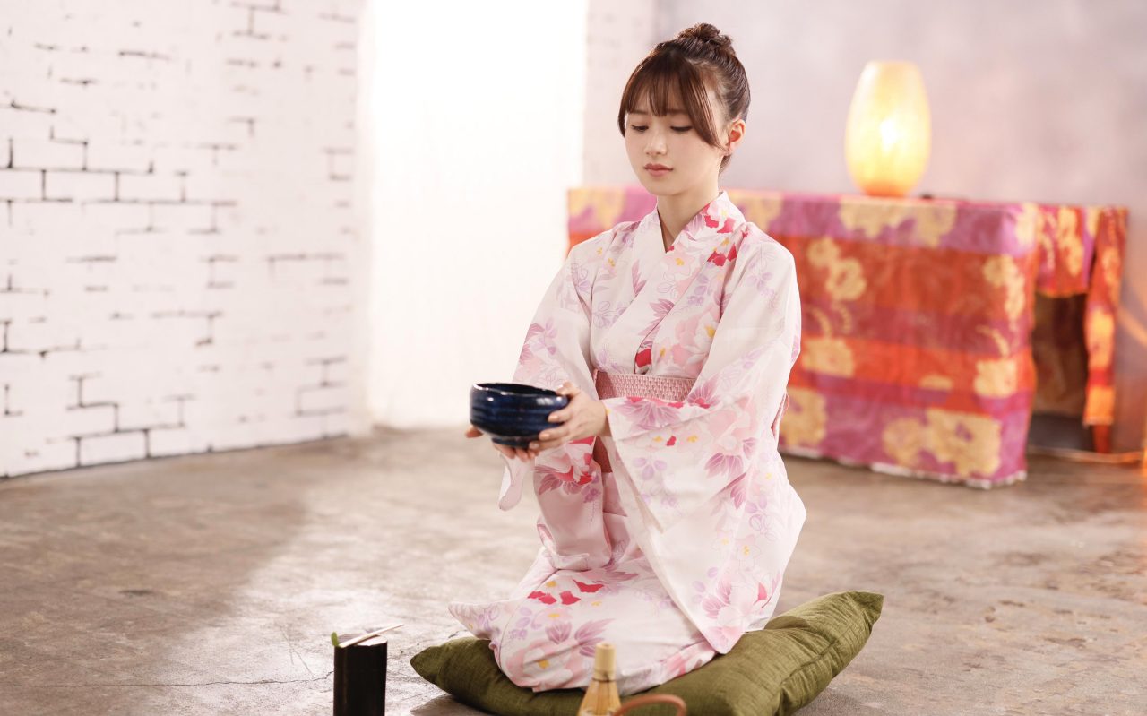 【9月出道新人AV女优】泉百华，10年一遇透明感女神降临