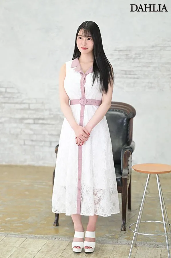 【9月出道新人AV女优】朝海汐，情妇魅力爆棚的I级巨乳OL